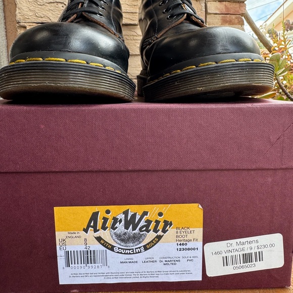 Dr. Martens 1460 Made In England (Heritage Fit) - Picture 10 of 10